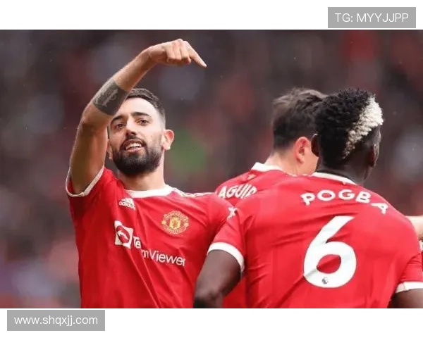 曝曼联更衣室忧B费夏窗离队